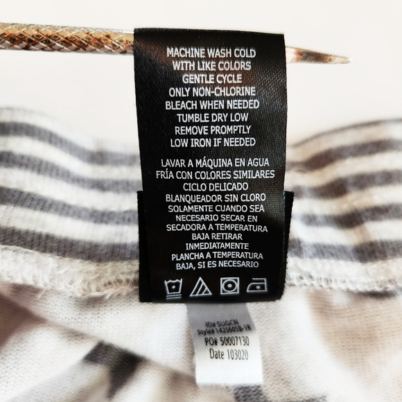 Disney Mickey Mouse Print Women's 2 Piece Pajama Set Grey Black Size XL - Picture 9 of 10